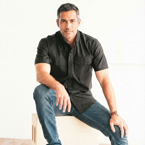 Editor Short Sleeve Utility Shirt – Pure Black Stretch Cotton Poplin