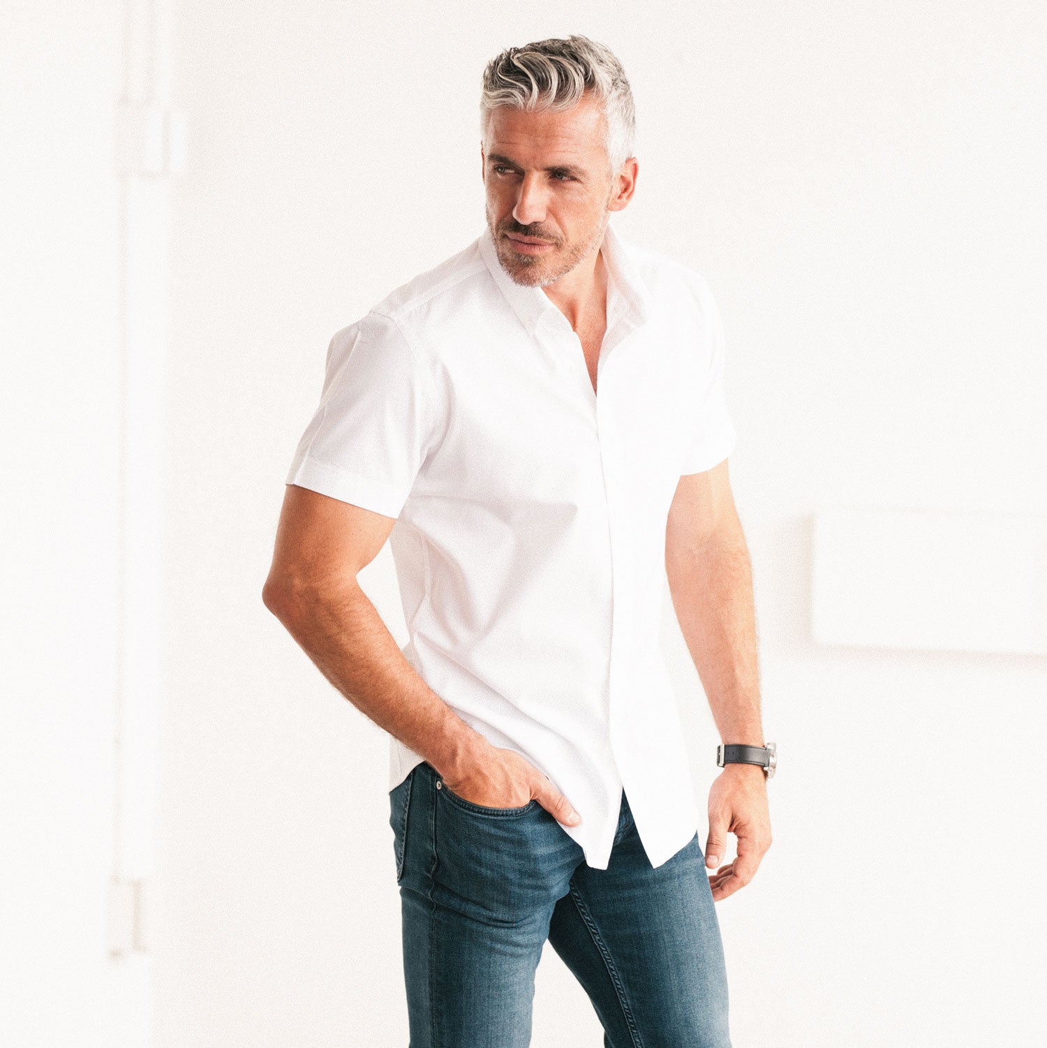 Men's Casual Button Down Short Sleeve Shirt in White Cotton Twill Small Men's Casual Button Down Short Sleeve Shirt in White Cotton Twill Small