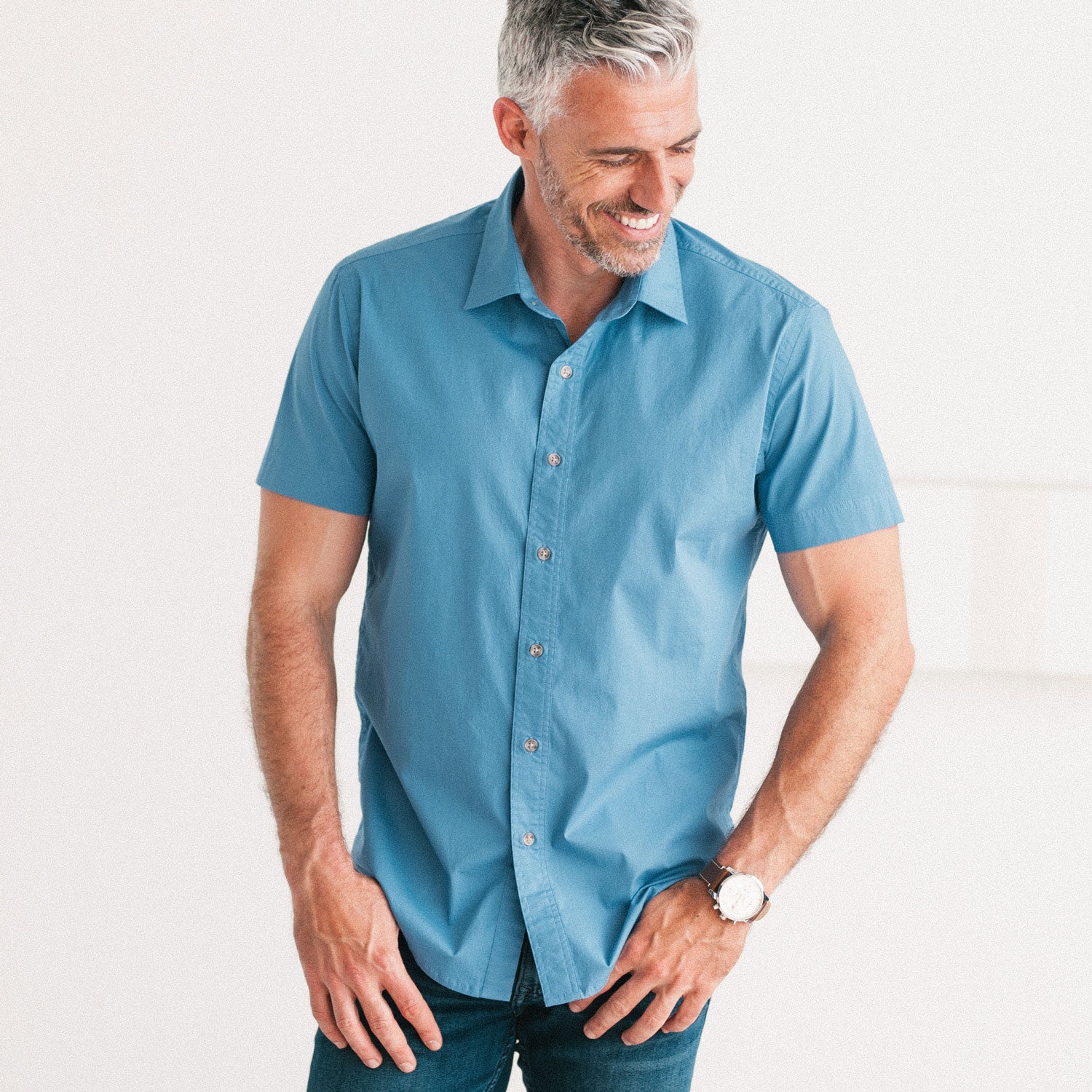 Men's Casual Button Down Short Sleeve Shirt in Blue Stretch Poplin | Batch Men's Casual Button Down Short Sleeve Shirt in Blue Stretch Poplin | Batch