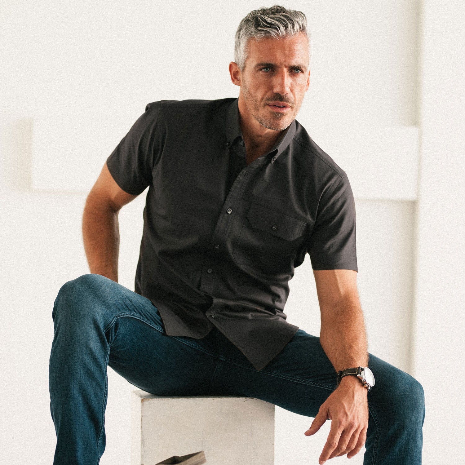 Men's Short Sleeve Casual Shirt Men's Short Sleeve Casual Shirt
