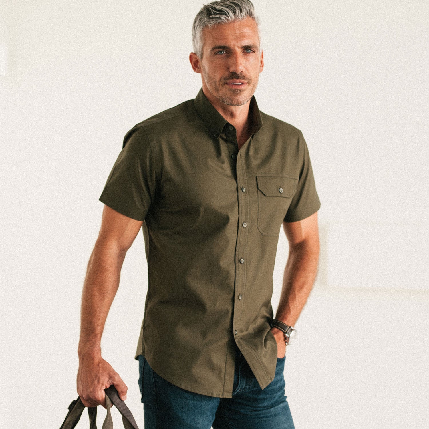 Men's Short Sleeve Casual Shirt - Builder in Olive Green Oxford Medium | Large Men's Short Sleeve Casual Shirt - Builder in Olive Green Oxford Medium | Large